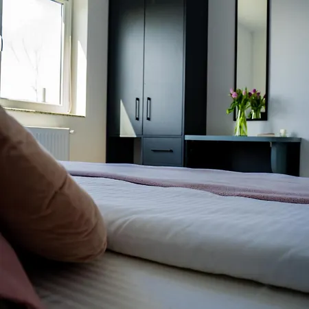 Family-Friendly Apartment With One Bedroom And Separate Living Area, Access To The Garden, Donilads Properties - Home Everywhere Relax & Nature Escape Apartment