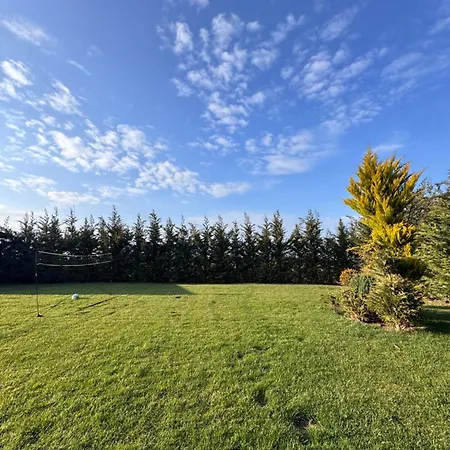 In 2 Mai,quiet,spacious,garden,separate Bedroom - Donilads - Everywhere Apartamento