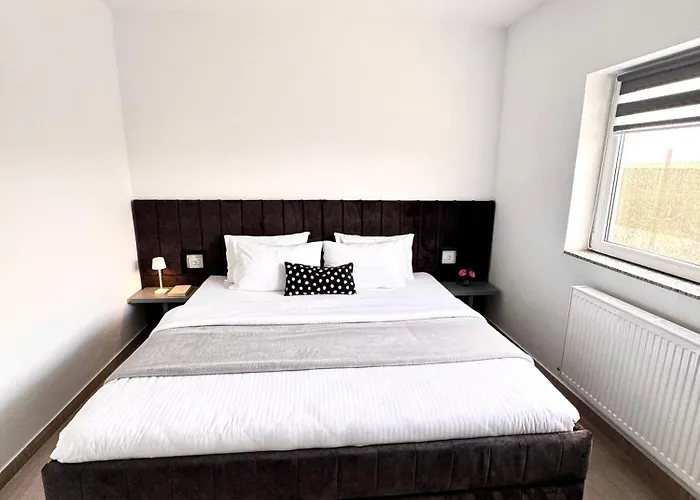 아파트 In 2 Mai,quiet,spacious,garden,separate Bedroom - Donilads - Everywhere