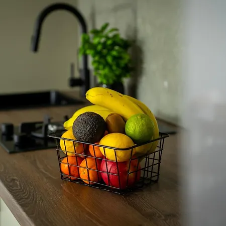 Appartement Family-Friendly Apartment With One Bedroom And Separate Living Area, Access To The Garden, Donilads Properties - Home Everywhere Relax & Nature Escape