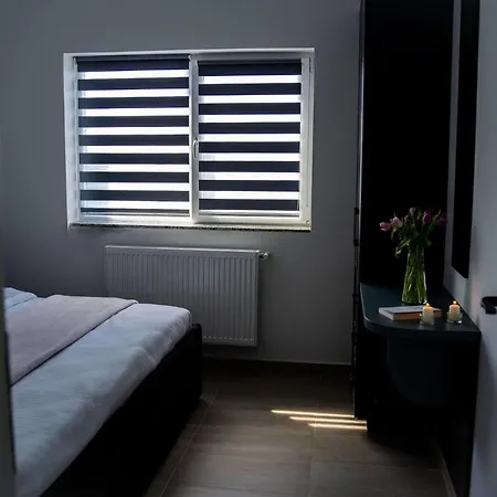 Lägenhet Family-Friendly Apartment With One Bedroom And Separate Living Area, Access To The Garden, Donilads Properties - Home Everywhere Relax & Nature Escape *